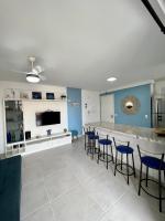 Apto novo com AC 1 quadra da praia Guaratuba PR - B&B Guaratuba