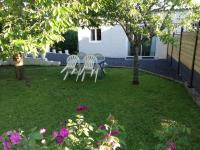 B&B Bagnères-de-Bigorre - Logement cosy avec jardin privatif - Bed and Breakfast Bagnères-de-Bigorre