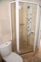 WATERFRONT -NEW LISTING LUXURY 4 BED ON THE WATER - B&B Knysna