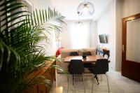 WISH SUITE TORRES DE SEVILLA - B&B Seville