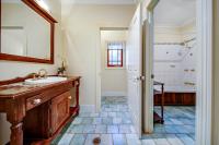 Leura Mall Three bedroom Cottage