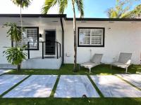 Stylish 3/2 centrally located! - Ferienwohnung Miami