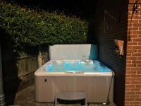 Station House-Hinton Admiral - B&B