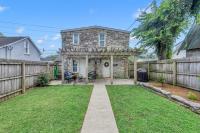 Stone Cottage 3 Bedroom Getaway - Stroll to DT Franklin - Historic Blakely House - Bed and Breakfast Franklin