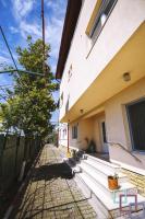 Pension Nina - B&B Douăzeci şi Trei August