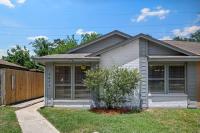 B&B Spring - Cozy 2 Bed/1 Bath Home near IAH (Airport - Houston) - Bed and Breakfast Spring