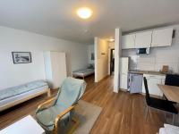 Duisburg-3-Bett Monteurwohnung/Ferienwohnung - B&B Duisburg