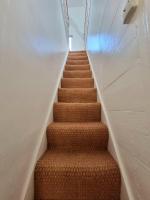 West Hill Retreat Seaview Balcony Loft Apartment & Free Offstreet Parking - B&B Hastings