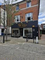 BridgeCity Spectacular Morden 2 bedroom flat in Ashford Town Centre - Bed and Breakfast Kent