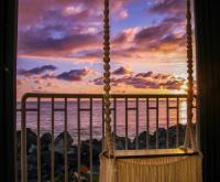 Claje Sunset! Beachfront condo at Victoria del Mar 1E - Chambres d’hôtes Córcega