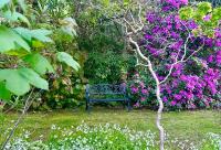 Romantic Retreat with Spa and Private Gardens - B&B Mount Dandenong