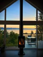 Magical Loft : Breathtaking View & Cozy Fireplace - B&B Saguenay