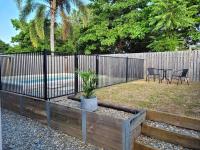 B&B Kewarra Beach - 3 bedroom home in Paradise with pool - Bed and Breakfast Kewarra Beach