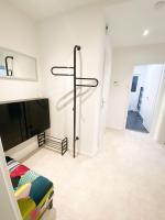 1-3 Pers. 0,9 km zum Zentrum - moderne Wohnung in Remscheid - Chambres d'hôtes Remscheid