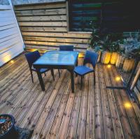 Maison duplex de ville avec terrasse et clim - Bed and Breakfast