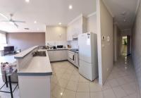 Tuggeranong Short Stay #09C - Sleeps 4 - B&B Canberra