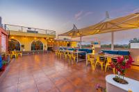 Blue Door - B&B Būndi