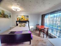 Renovated Cozy Bedroom with Private washroom - Ferienwohnung Toronto