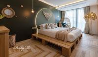Queen Room with Garden View