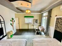 Quadruple Room with Private Bathroom