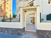 Apartment Santana -19 at Beach with Pool, Garage and Lift - Chambres d’hôtes Torrevieja