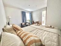 Timeless & Cozy, heart of Kamppi - Bed and Breakfast Helsinki