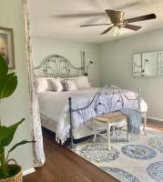 B&B Fort Myers - Cypress Retreat - Bed and Breakfast Fort Myers