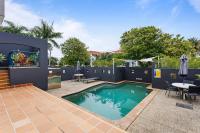 Deja Blue - Sunny Surfers Getaway on Chevron Island - B&B