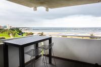 B&B Melbourne - Jade - St Kilda Beach Side, Uninterrupted Views - Bed and Breakfast Melbourne