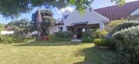 The Coelacanth Guest House And Beach Thyme Self Catering - B&B