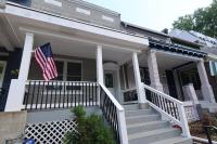 B&B Washington D.C. - Two DC Rowhouses Large Groups Sleeps 21 - Bed and Breakfast Washington D.C.