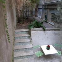 HOUSE UP TO THE HILL - stanza con soggiorno a Monteverde vecchio - B&B