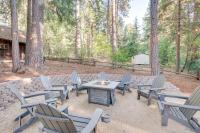 Pollock Pines Cabin Game Room with AandC and Heat! - Bed and Breakfast Pollock Pines