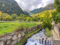 Vistas PRECIOSAS Al Valle De Arinsal - 6PAX- A Pie De Pistas & ESQUÍ - Free Parking l by BonesVacances - Ferienwohnung
