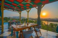 B&B Udaipur - AAJ HAVELI - Lake Facing Boutique Hotel by Levelup Hotels - Bed and Breakfast Udaipur