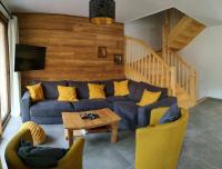 B&B Morzine - Chalet Rivendell, Morzine sleeps 10 with garage - Bed and Breakfast Morzine