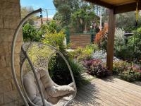 In the center of the Moshava - Chambres d’hôtes Zikhron Ya‘aqov