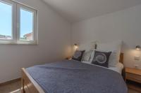 Apartment with Mountain View1