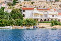 Dubravko - Ferienwohnung Metajna