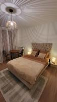 Château 5 min avec balcon et un Stationnement gratuit - Bed and Breakfast