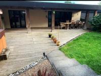 Annie the Annex, A self contained home from home fully equipped space with street parking - Bed and Breakfast Ilkeston