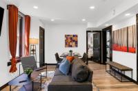 Charming 2BR Philadelphia Retreat with Free Parking - Bed and Breakfast Philadelphia