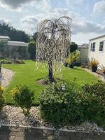2 Bed, 2 Bath Lodge Style Caravan with Hot Tub & Private Garden at Patrington Haven Leisure Park - Chambres d'hôtes Patrington