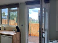 Cosy Studio Flat with Balcony in Heart of London - B&B