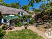 Charmante maison avec jardin clos près de la rivière Louet - FR-1-622-37 - Ferienwohnung