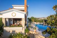 Villa Nikis - B&B