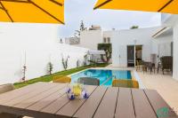 Très charmante villa avec piscine à 5mn de la mer - B&B