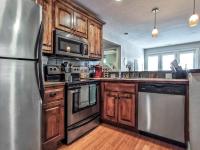 Amazing Locale 2KingBR 1BTH - Bed and Breakfast Kansas City