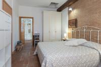 Dreibettzimmer mit Gartenblick