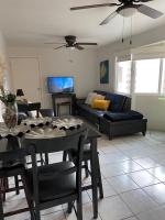 Zona Río, 2 Bedrooms 2Bath, Gated! - Chambres d’hôtes Agua Caliente